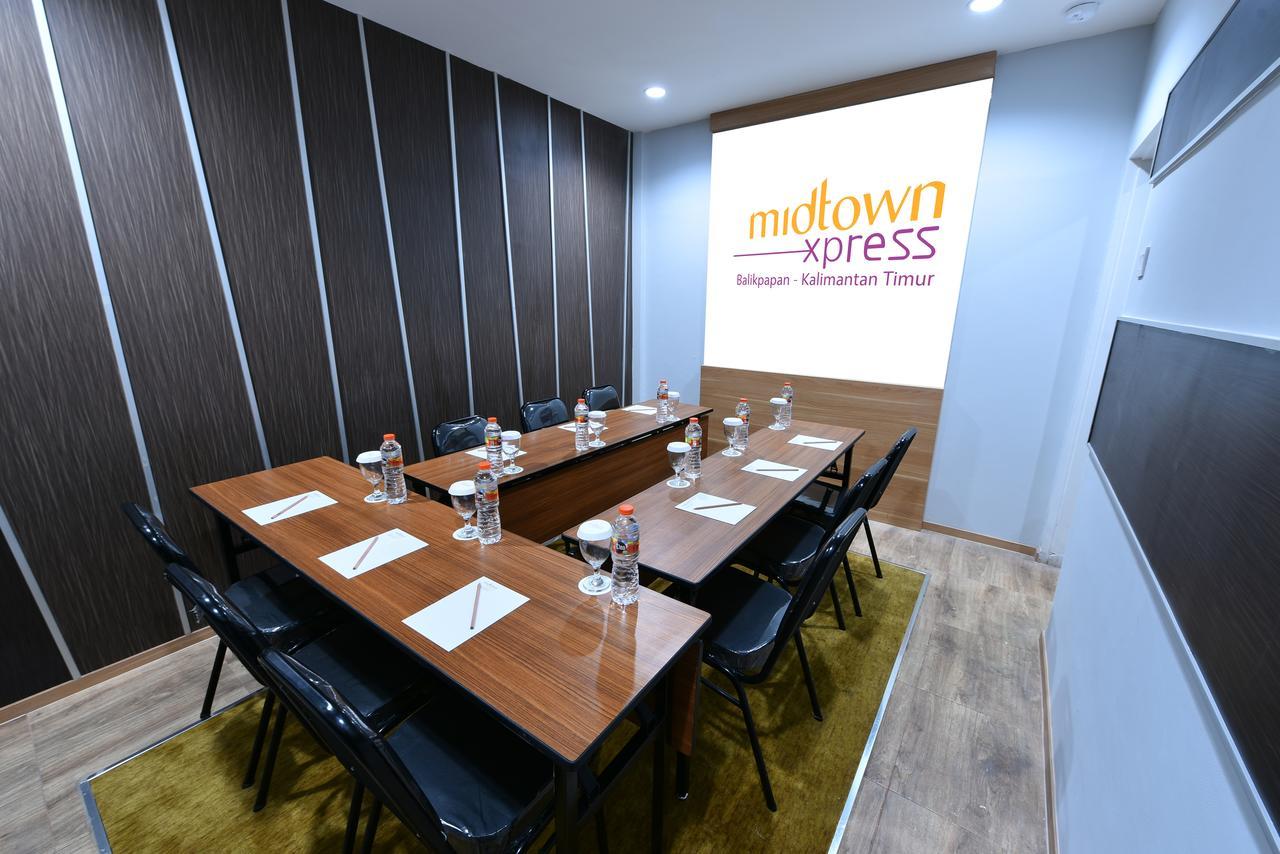 فندق Midtown Xpress Balikpapan المظهر الخارجي الصورة
