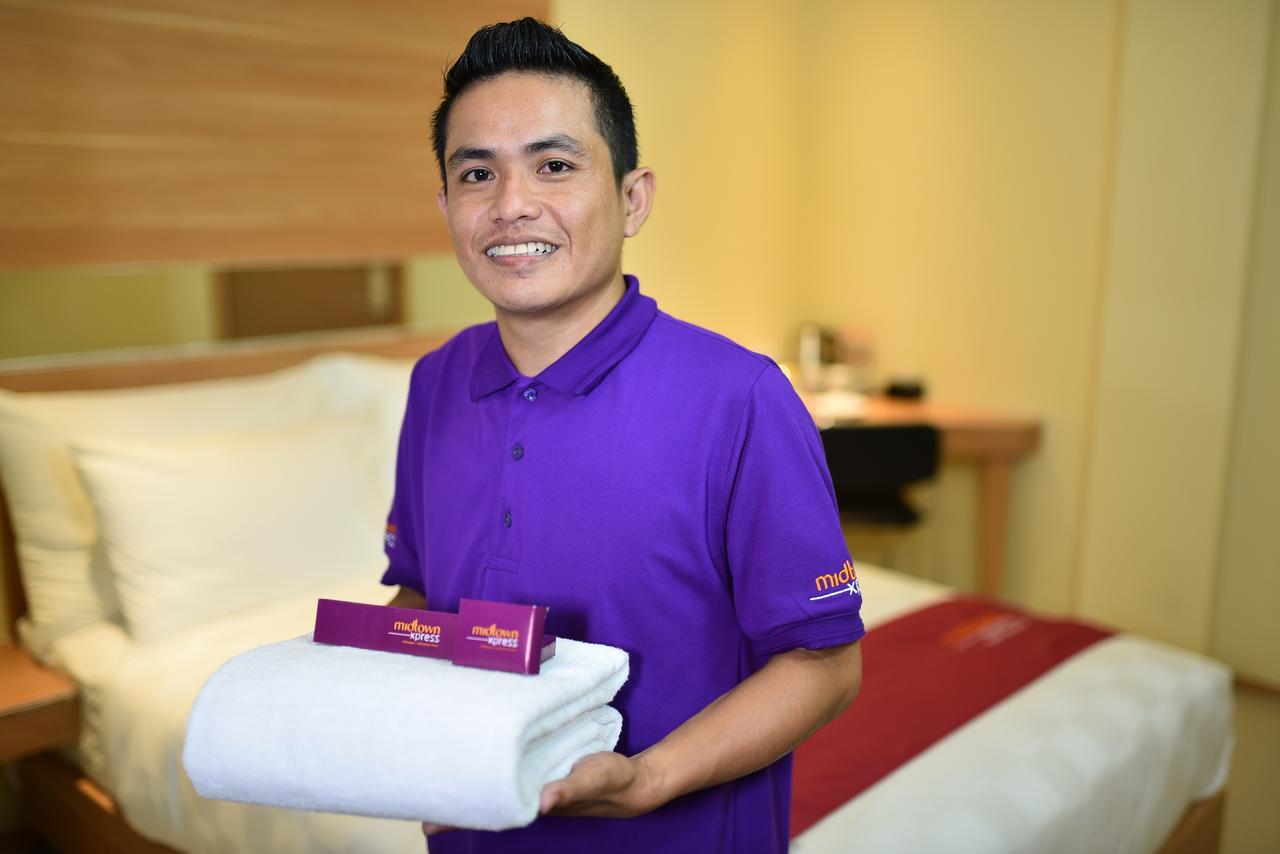 فندق Midtown Xpress Balikpapan المظهر الخارجي الصورة